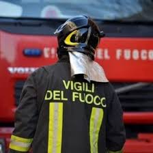 Terracina – Incendio in una villetta a schiera, danneggiata facciata