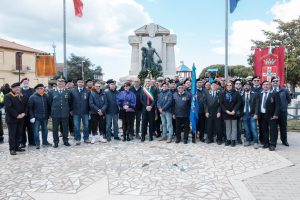 Tarquinia – Piazza gremita per ricordare il 25 aprile