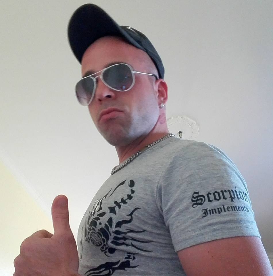 Aprilia, scontro auto-moto a Campo di carne: muore il 41enne Gianni Cavezza