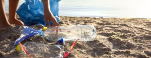 A Campo di Mare una giornata di pulizia “plastic free”