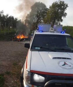 Cerveteri, incendio al Ponte Stretto: interviene la Protezione Civile