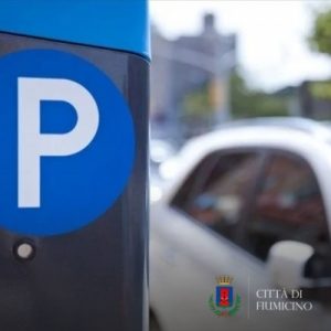 Fiumicino, slittano le strisce blu: stalli a pagamento dal 1° maggio