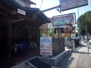 Cassino – Seconda bomba carta in quarantott’ore, danneggiata pizzeria Arcobaleno