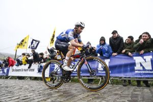 Alaphilippe vince la 12^ tappa al Giro, Pogacar resta in rosa