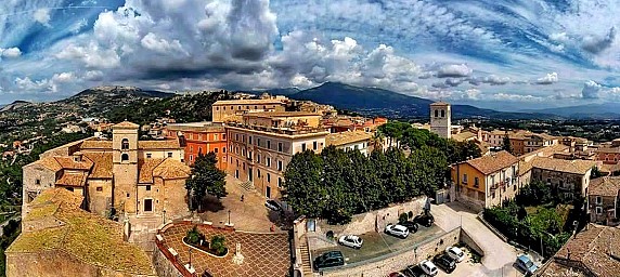 Veroli – Elezioni: Viglianti, Caperna e Papetti si sfidano per la poltrona di sindaco