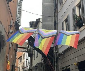 Viterbo – Bonafoni: “Danneggiate bandiere Tusciapride, grave”