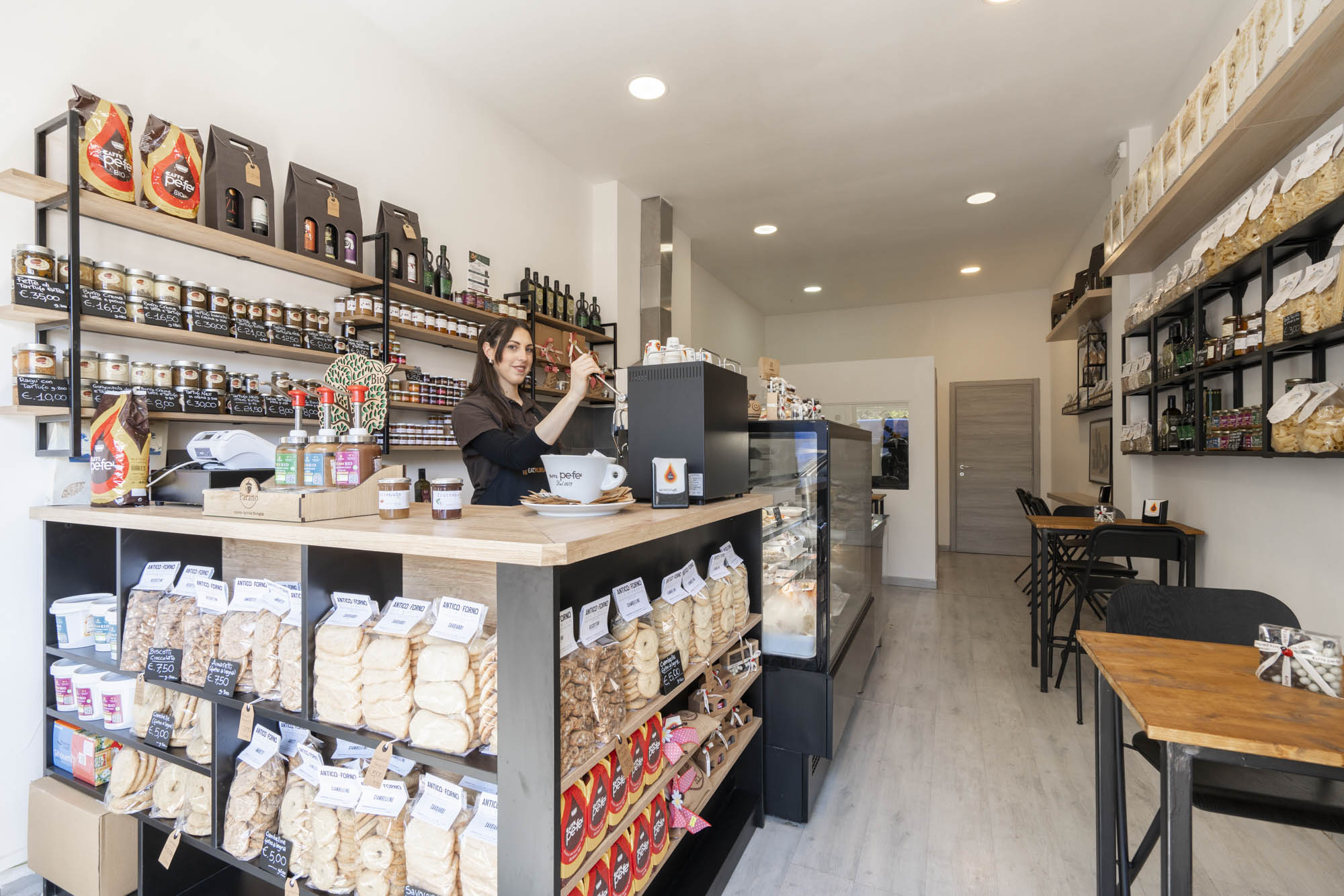 Civitavecchia – Inaugurata “Eatruria”, polo della gastronomia locale