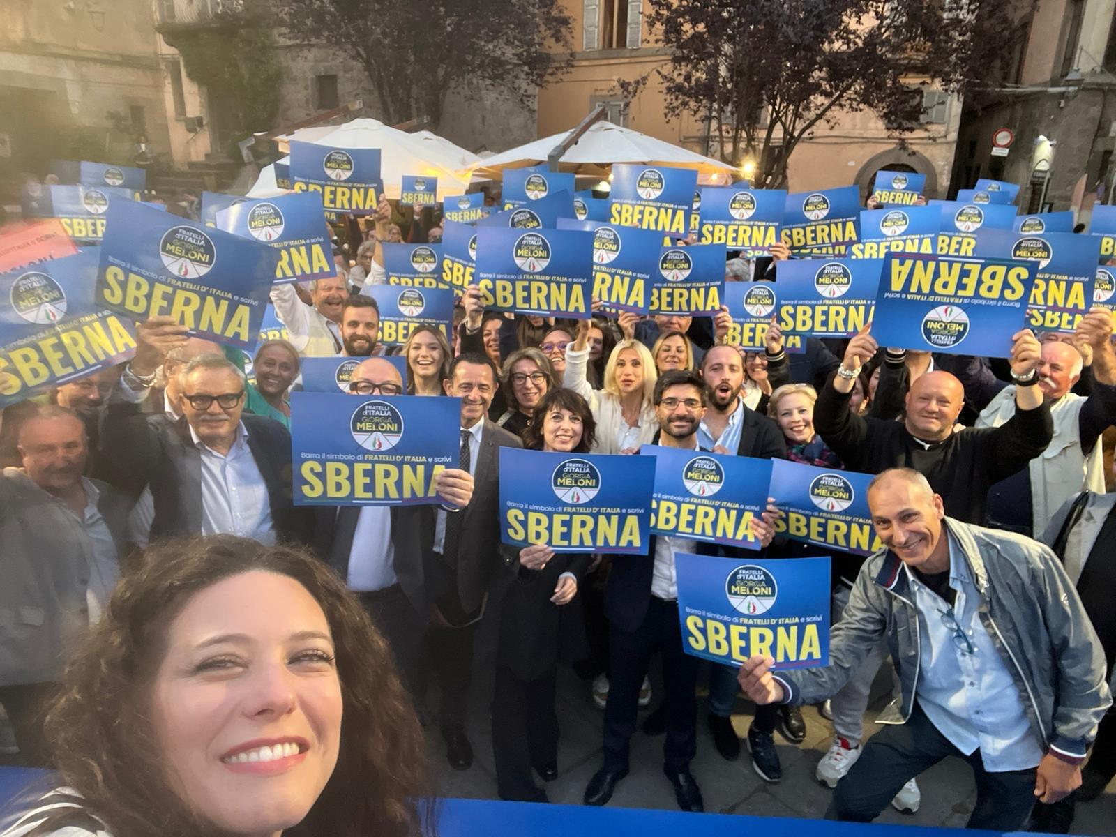 Viterbo – Elezioni europee, il tour di Fratelli d’Italia per Antonella Sberna infiamma la Tuscia