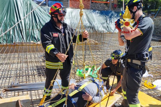 Amatrice, incidente in cantiere: operaio salvato dai Vigili del Fuoco