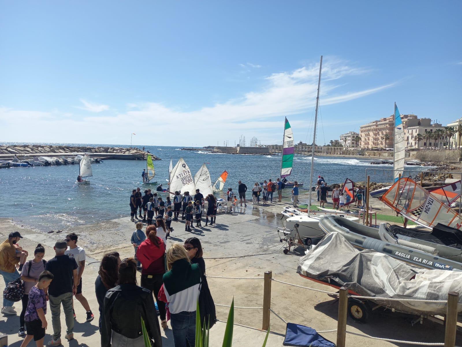 Record di presenze per il “Vela Day” alla lega navale di Civitavecchia