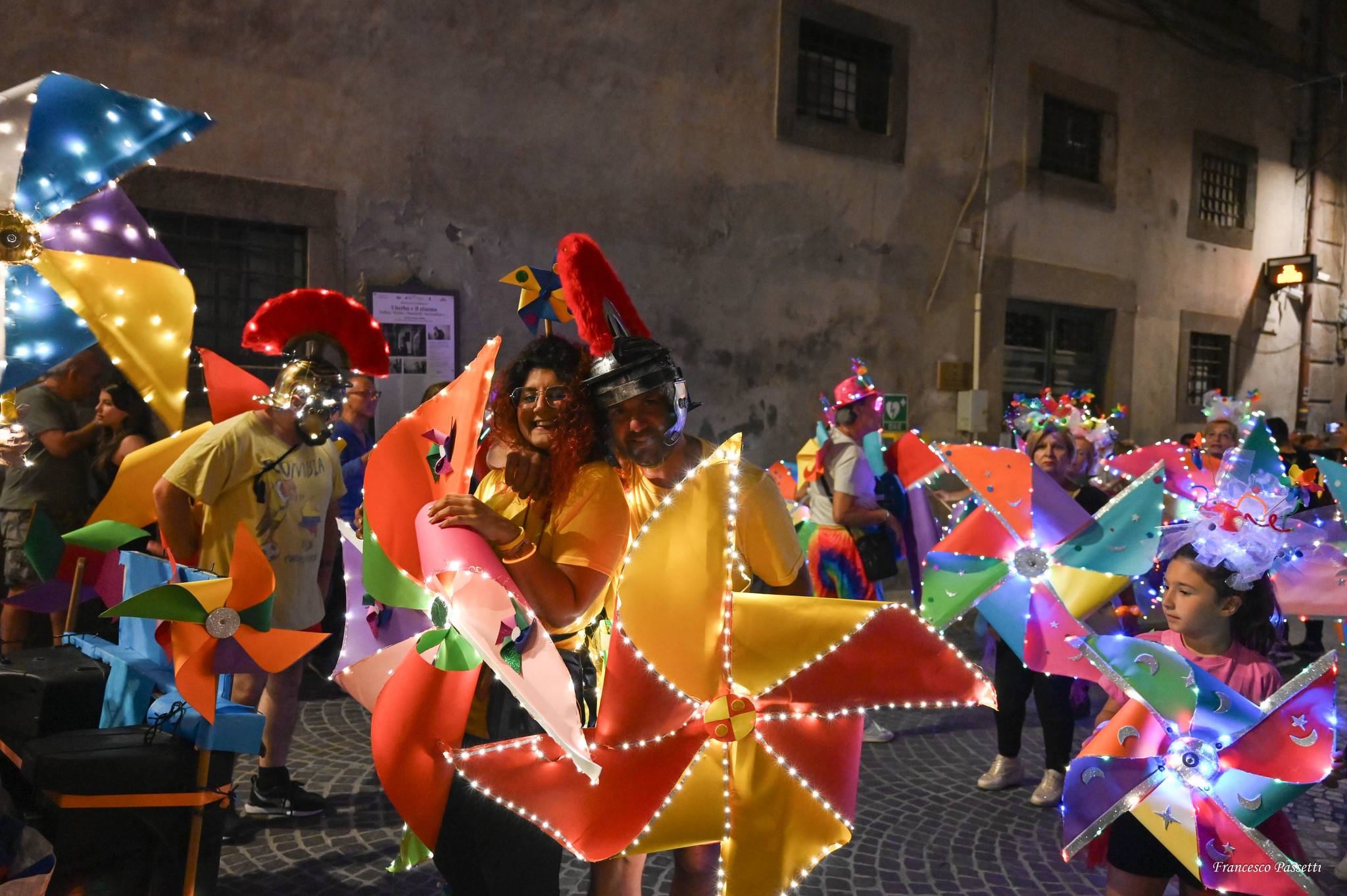 A Viterbo il Carnevale estivo colora ed emoziona la città