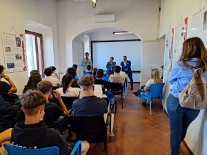 Consiglio comunale dei Giovani a Santa Marinella, il sindaco Tidei presenta il progetto ai ragazzi
