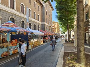 Viterbo – Mercato Europeo, Fratelli d’Italia: “Un enorme carrozzone di dubbio gusto, ricaduta negativa su centro storico”