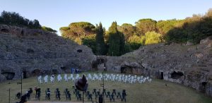 Prosegue, tra musica e grandi classici greci e latini, Teatri di Pietra all’anfiteatro romano di Sutri