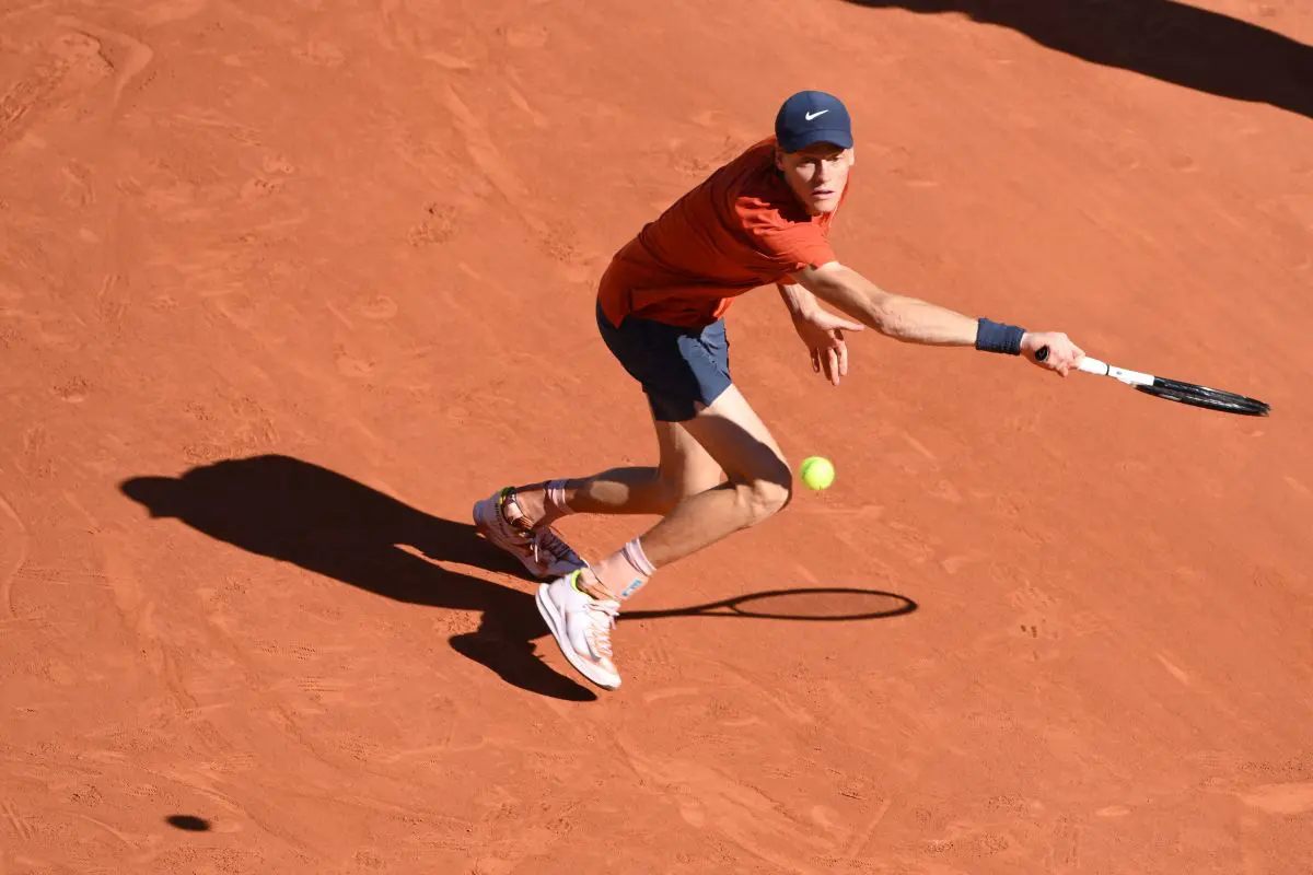 Parigi 2024, clamoroso Sinner: tonsillite, salta le Olimpiadi