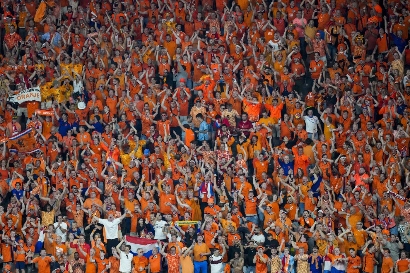 Euro 2024, ultimo atto direzione Berlino: folklore a Dortmund, stasera Rambo Koeman sfida Southgate