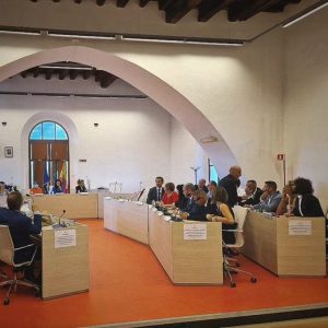 Cerveteri, la maggioranza si ricompatta: la Sagra dell’uva è salva