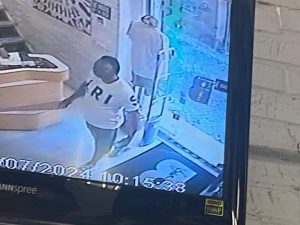 Viterbo, furto al Bruma Street Style del Sacrario: “Aiutateci a rintracciare il ladro”