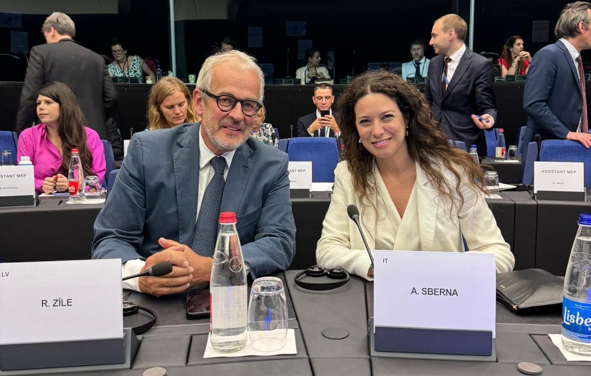 Ue: Antonella Sberna a Bruxelles contro il Politicamente corretto e woke culture