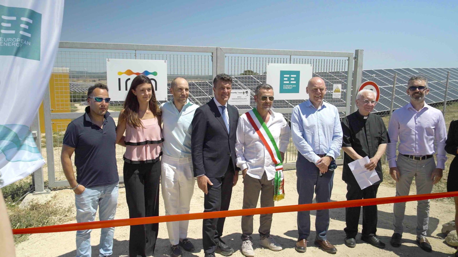 Tuscania – Inaugurato il nuovo ed enorme parco fotovoltaico, soddisfazione per il sindaco Bartolacci