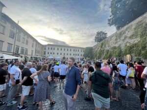 Bracciano – Arti e Mestieri 2024 conquista tutti, il sindaco Crocicchi: “Grazie a tutti per la vostra passione ed energia”