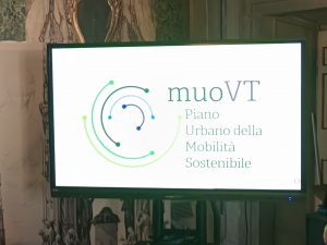 Viterbo – Mobilità, l’amministrazione chiede aiuto ai cittadini: ecco il questionario “MuoVT”