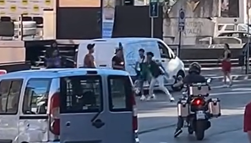 Viterbo – Rissa in corso al Sacrario, giovani si prendo a pugni e bottigliate (VIDEO)