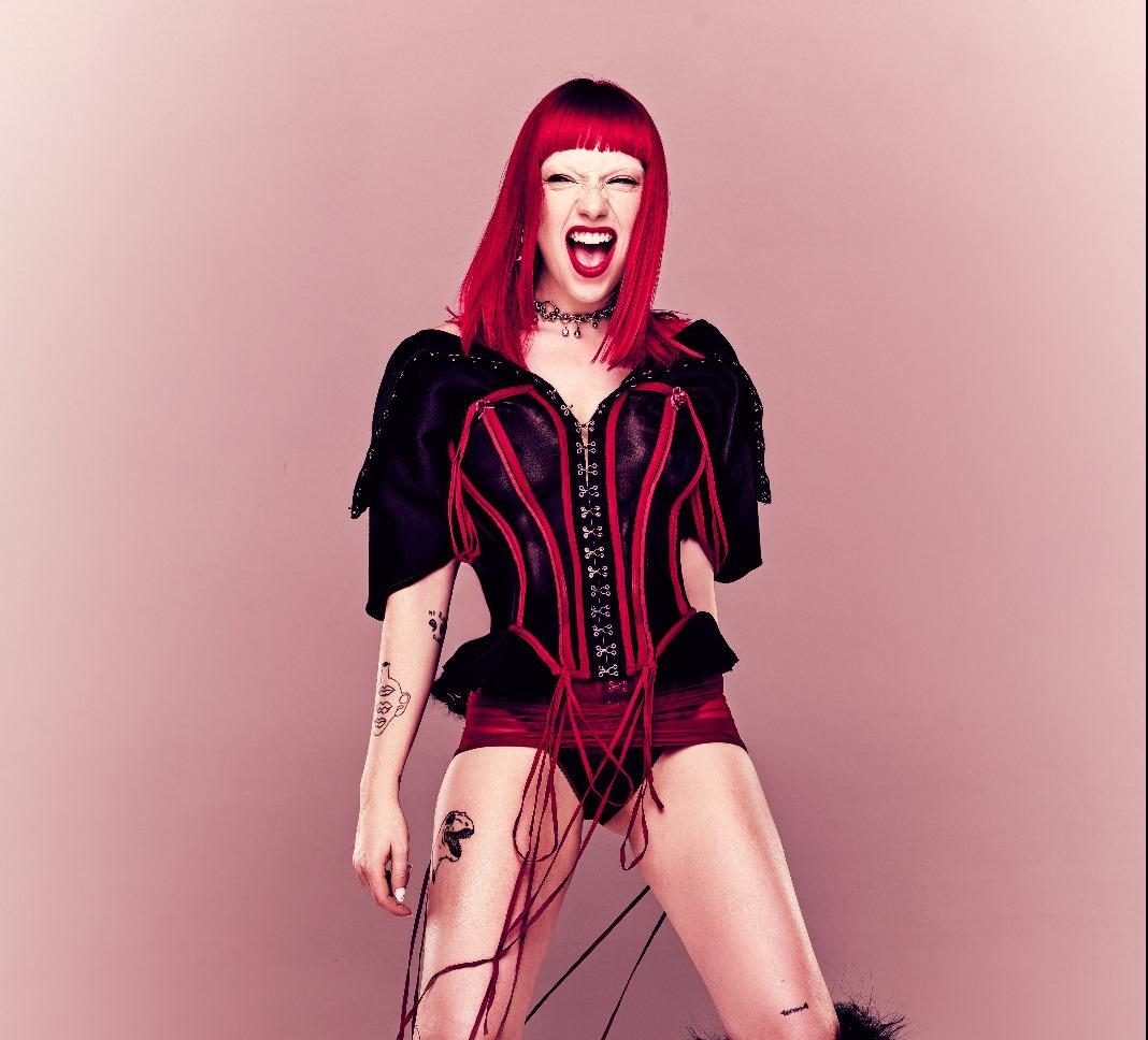 Sophie and the Giants apre “Estate al Maximo”: quattro concerti a favore della Cri