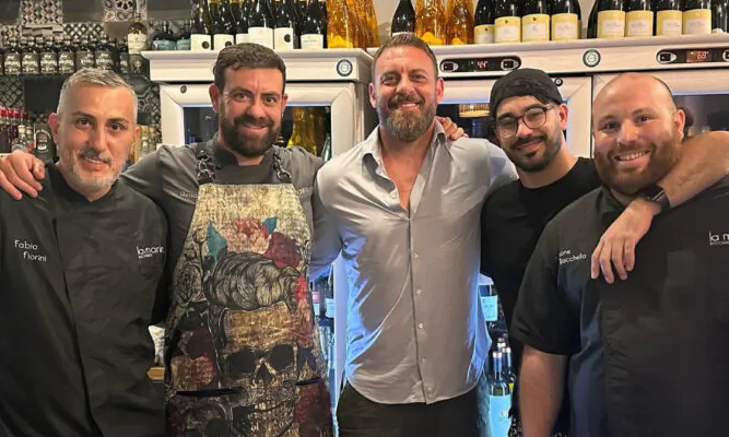 Sorpresa a Fiumicino, cena di pesce a La Marina per Daniele De Rossi