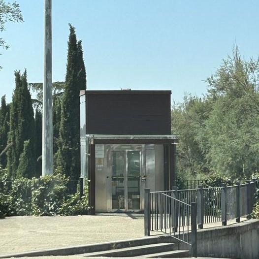 Viterbo – Indovinate? L’ascensore del Sacrario è ancora fuori uso