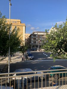 Civitavecchia – “Sosta selvaggia su Piazzale degli Eroi”, la denuncia del Comitato 14 Maggio