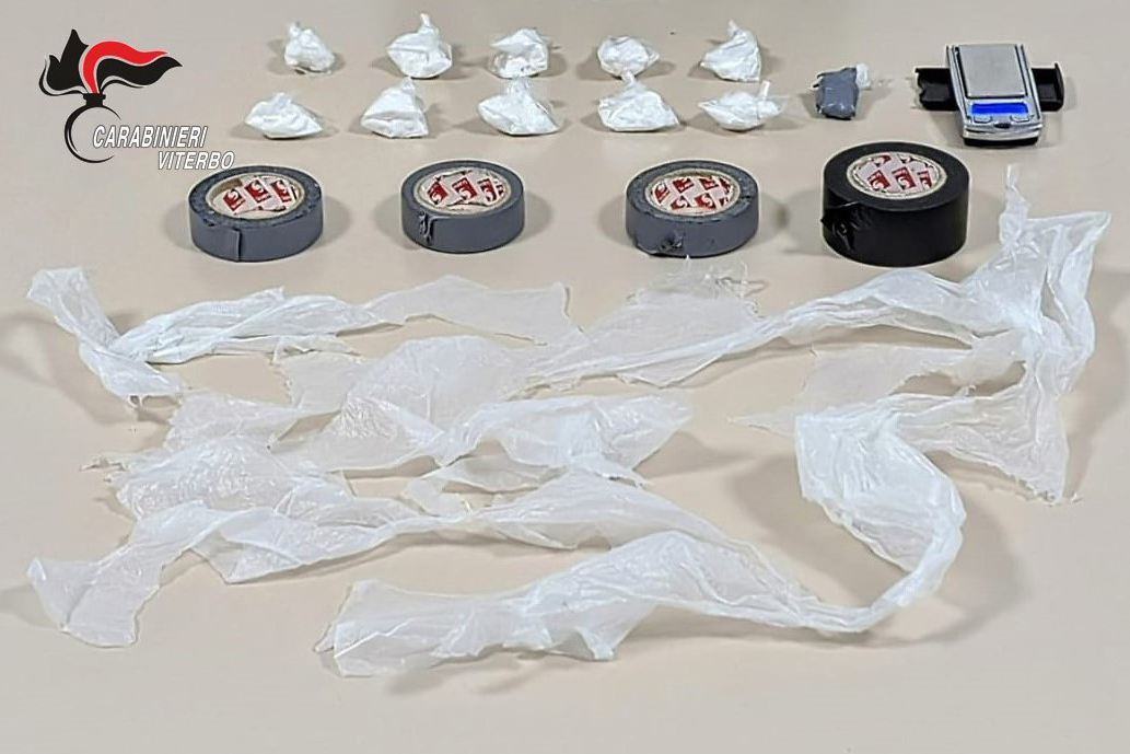 Viterbo – Trovati con 27 grammi di cocaina, arrestati due viterbesi