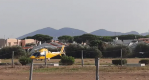 Cerveteri, 84enne perde i sensi in mare: lo salvano gli istruttori Sup