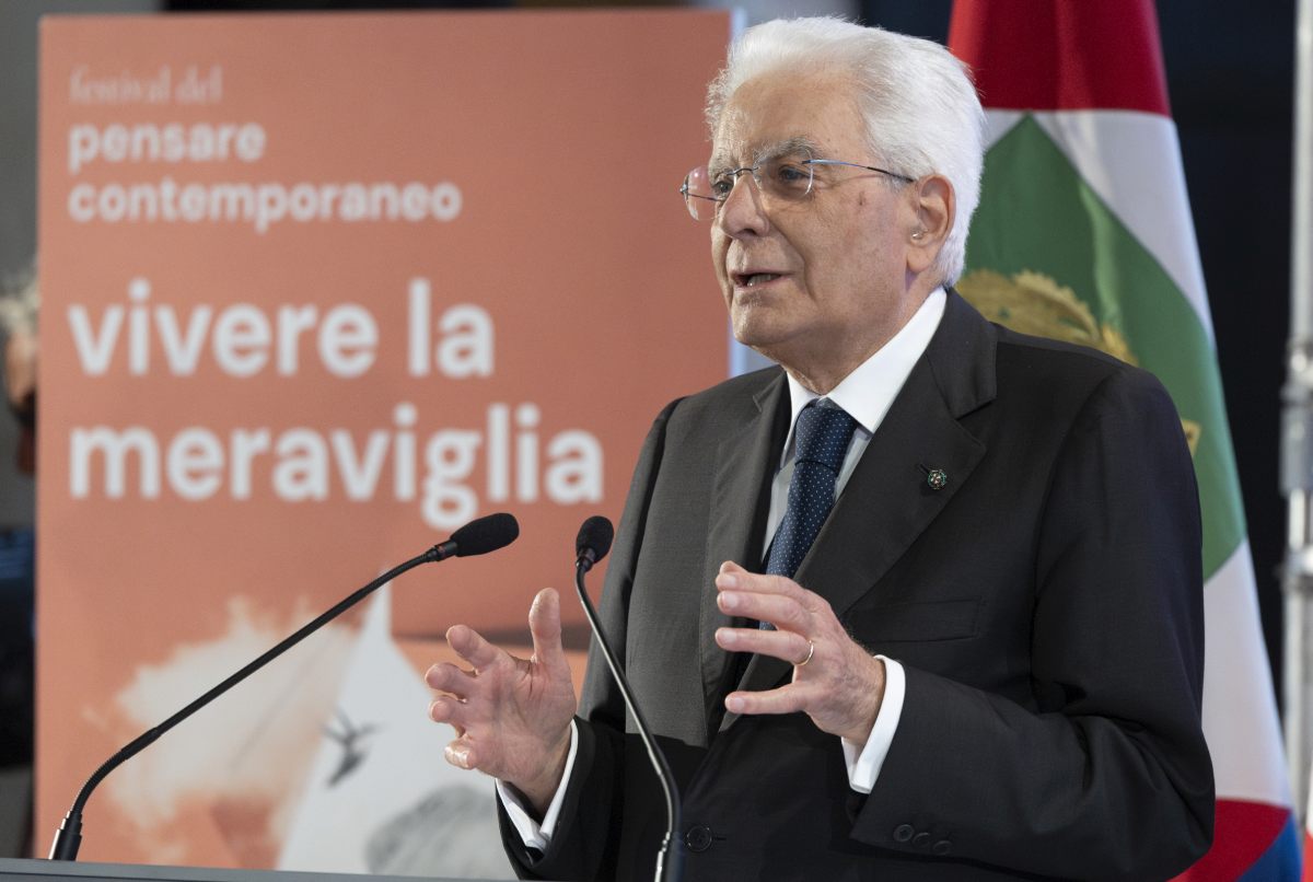 Lunedì d’emozione al Quirinale: restituzione della bandiera, così Mattarella ha celebrato Parigi 2024