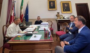 Tuscania – Incontro tra amministrazione e Ater: “Intervento radicale e risolutivo per ex GESCAL”