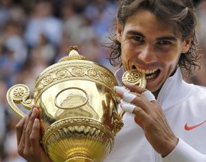 Il canto di Rafa Nadal: lascia uno dei più grandi, mostro infinito del tennis del terzo millennio