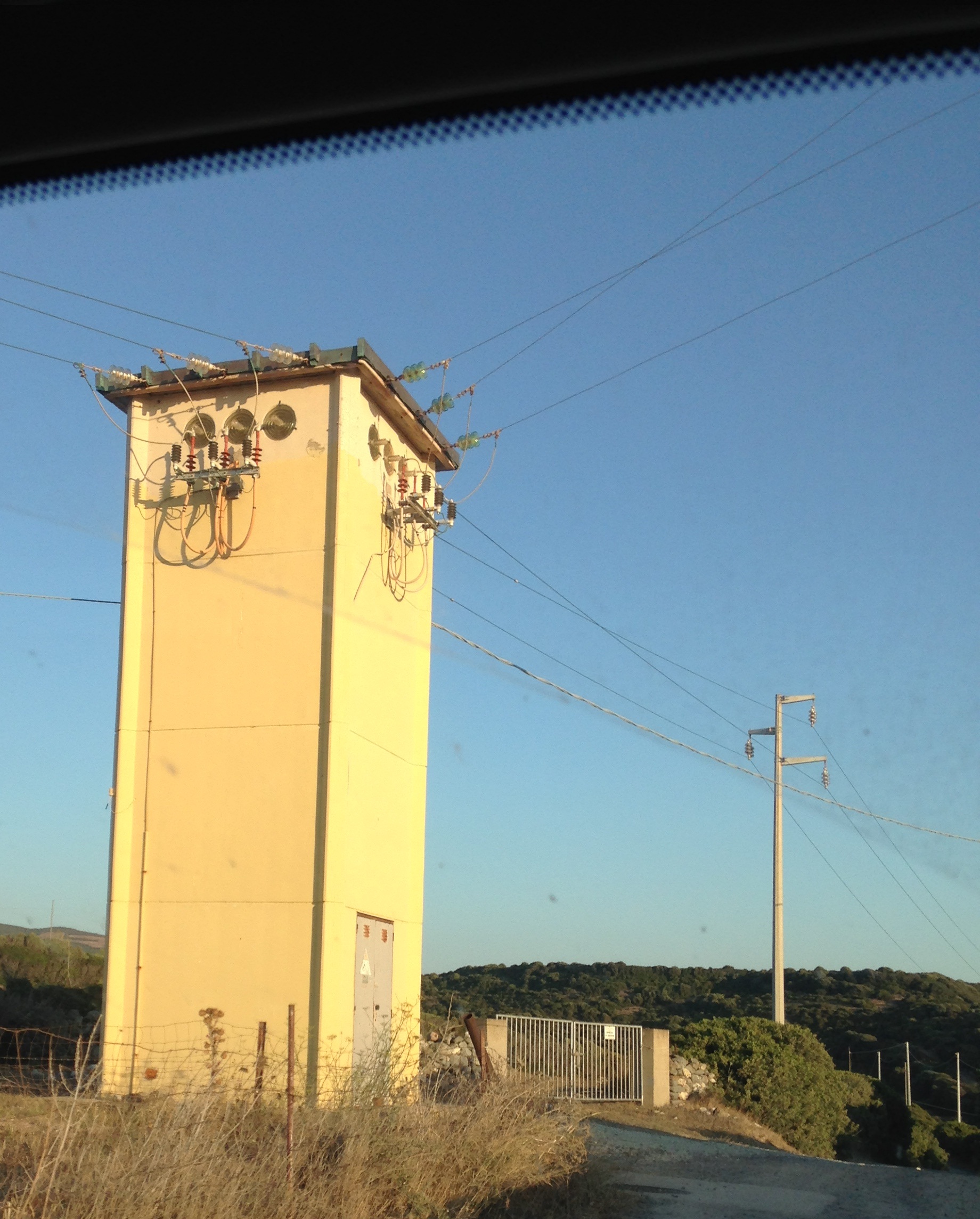 Frosinone – Tentano furto cavi elettrici, zone del capoluogo al buio