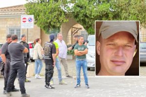 Tarquinia – In tanti alla chiesa Santa Lucia Filippini per l’ultimo saluto a Luca Picano (FOTO)