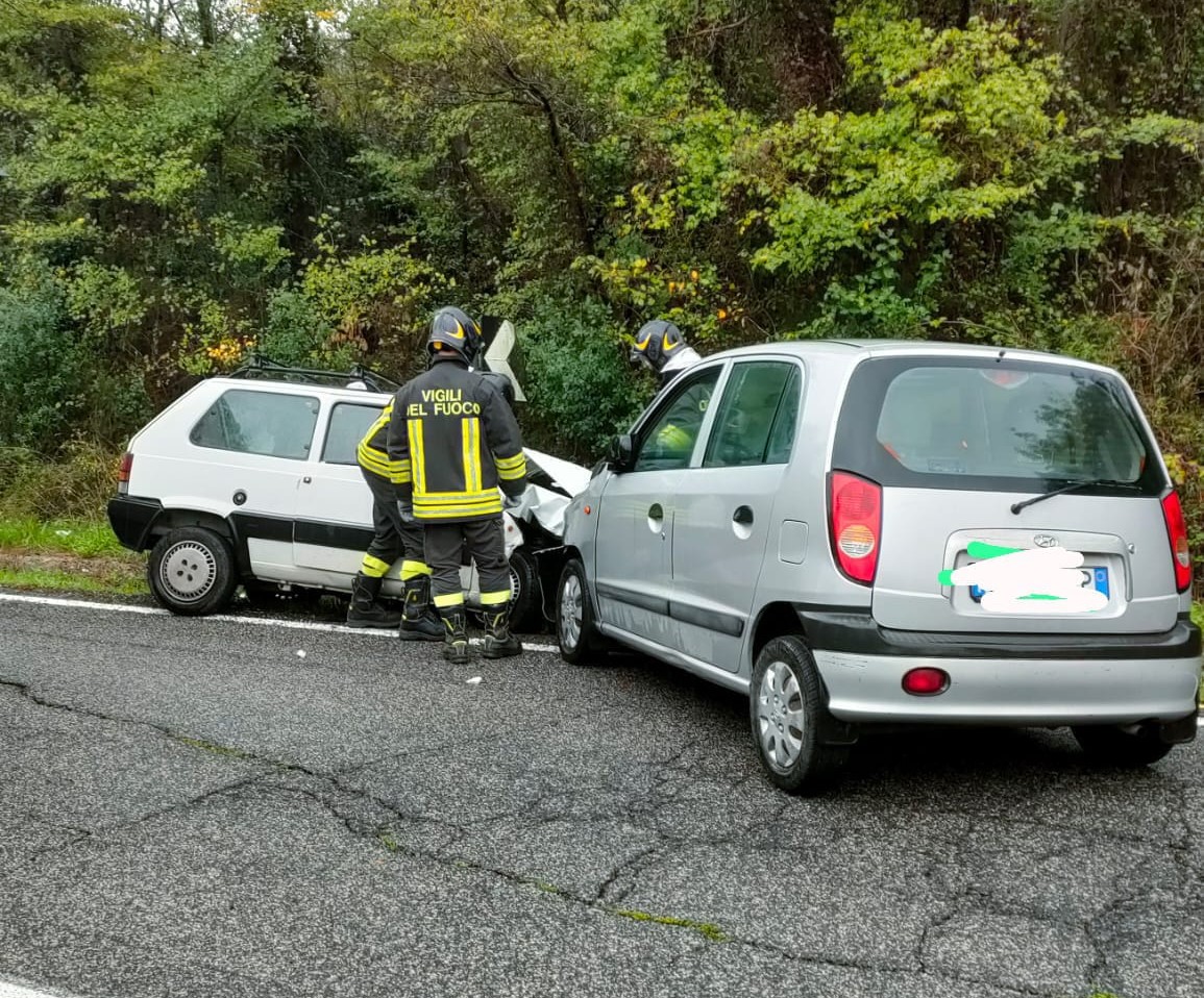Allumiere – Frontale sulla Braccianese Claudia, feriti in ospedale