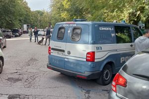 Viterbo – Viale Trento, maxi operazione antidroga della polizia (FOTO)