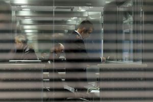 Fiumicino, operaio incensurato sorpreso all’aeroporto con 8 chili di cocaina nello zaino