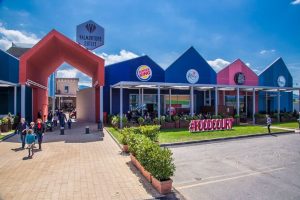 Furti all’outlet di Valmontone e due negozi del frusinate, 4 donne denunciate