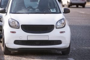 Viterbo – Frontale auto-minicar al semaforo del Pilastro