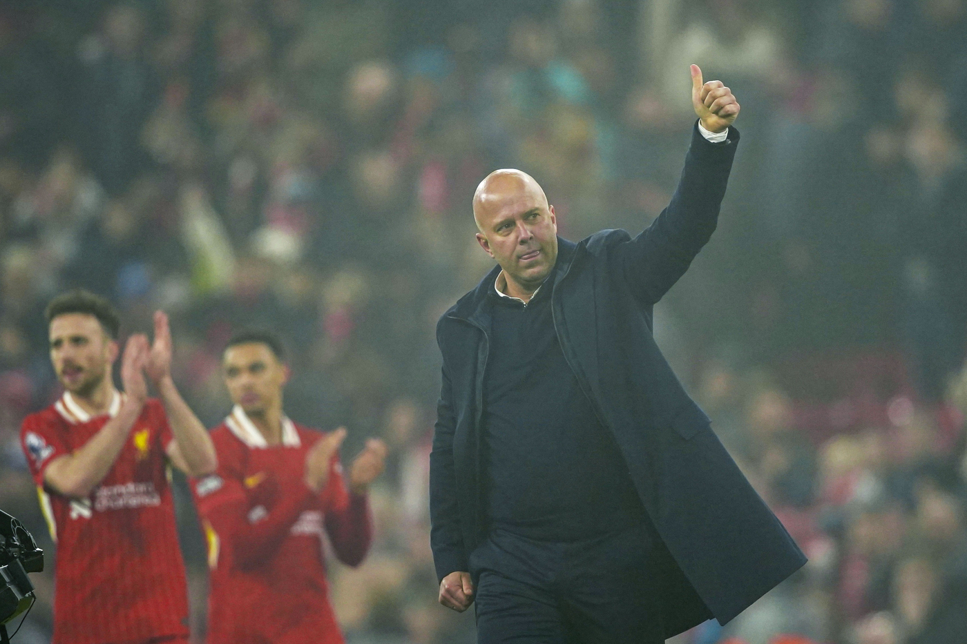 Capodanno e giro di boa, Premier specchio fine ’70: pokerissimo Liverpool, manifesto Forest