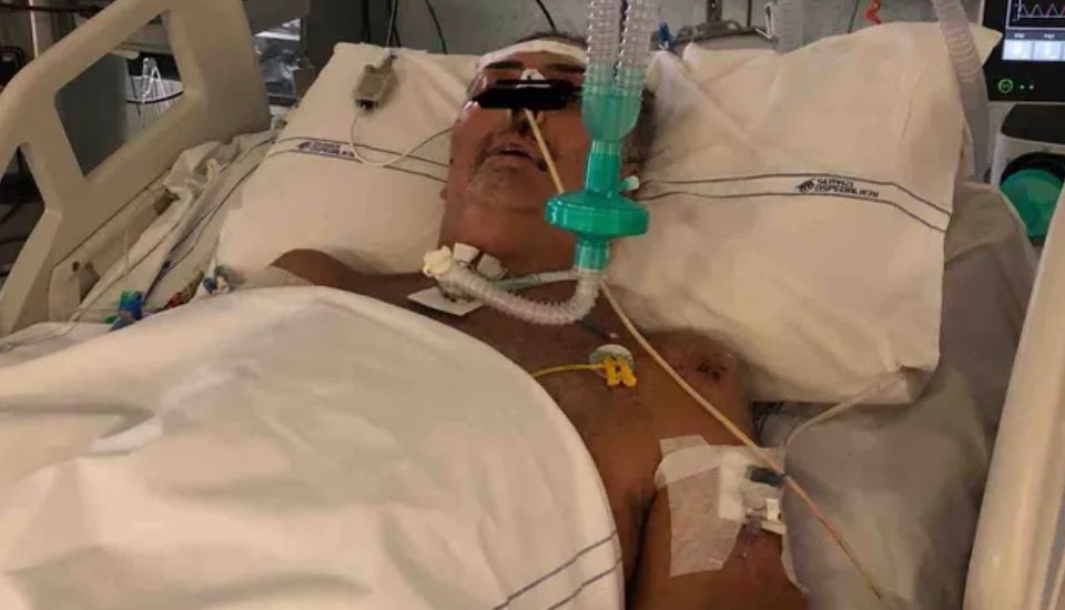 Civitavecchia, cade sul lungomare e un batterio gli causa l’amputazione di tutti e quattro gli arti: la moglie attiva una raccolta fondi per le protesi