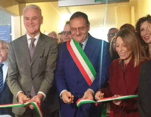 Fiumicino, il sindaco Baccini inaugura il nuovo sportello Inps