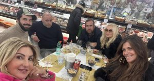 Viterbo – Arianna Mihajlovic al salumificio Sesto Coccia accolta con tanto affetto