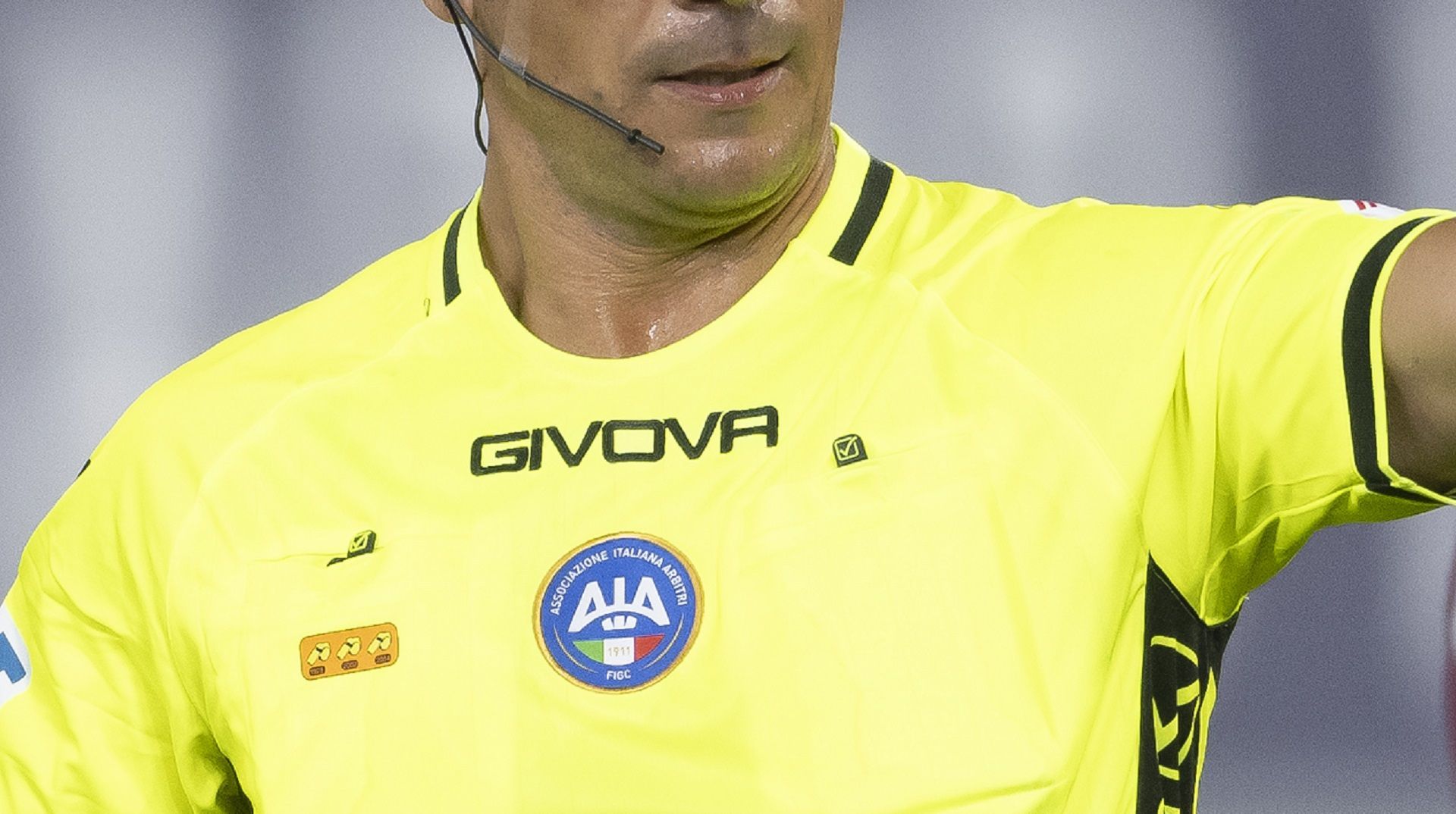 Arbitro aggredito a Corchiano – Tutti i direttori di gara, serie A compresa, in campo con un segno nero sul viso