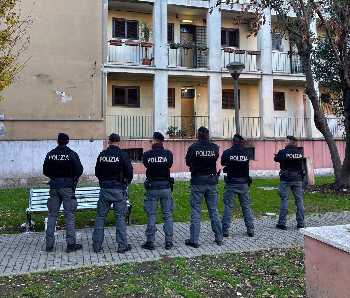 Roma – Sgomberi al Quarticciolo, in atto maxi operazione delle forze dell’ordine