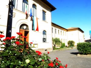 Vetralla – Allarme furti, attenzione al falso medico: “Chiama in casa per sapere se siete soli”